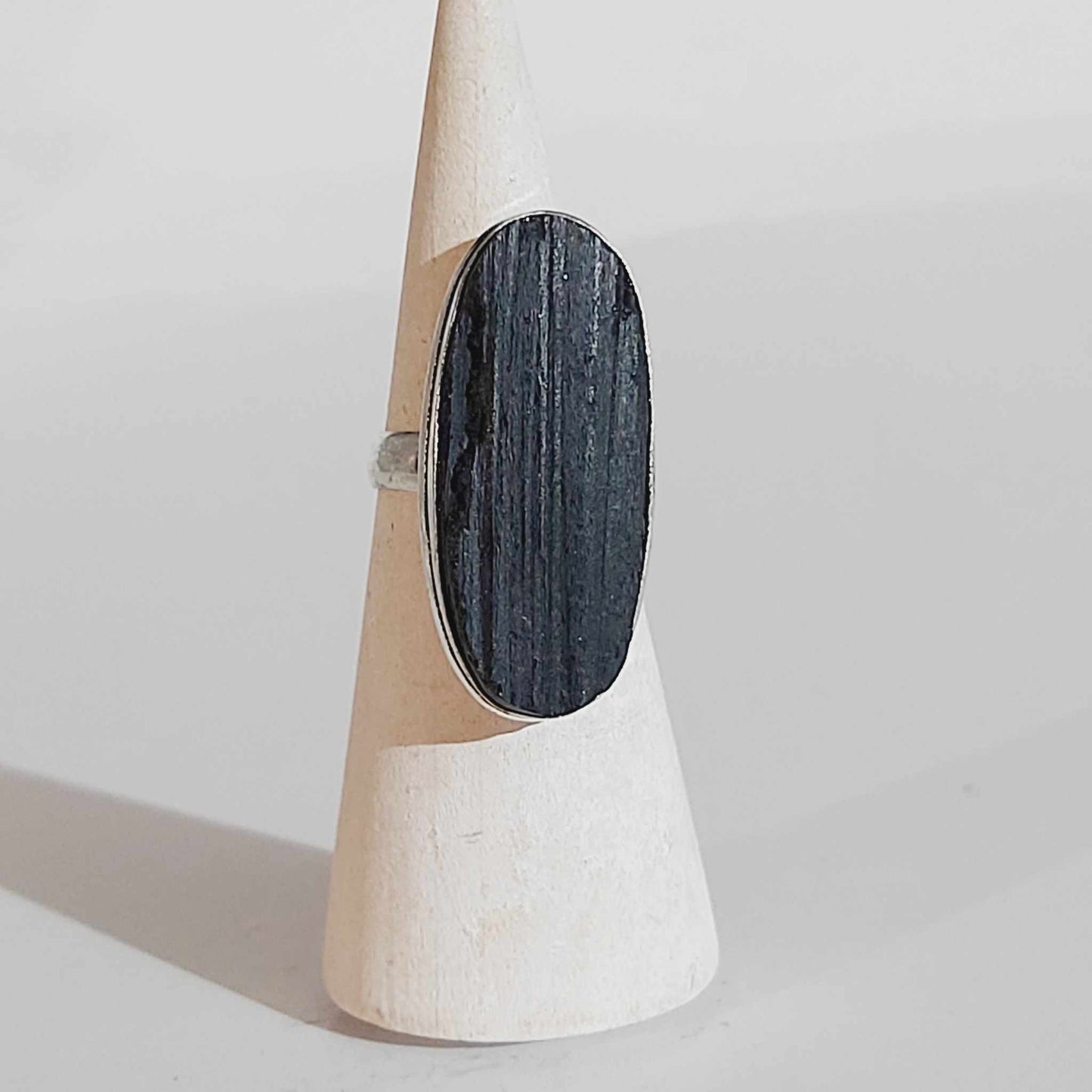 Black Tourmaline Psychic Protection Ring US 7.5 (E1629)