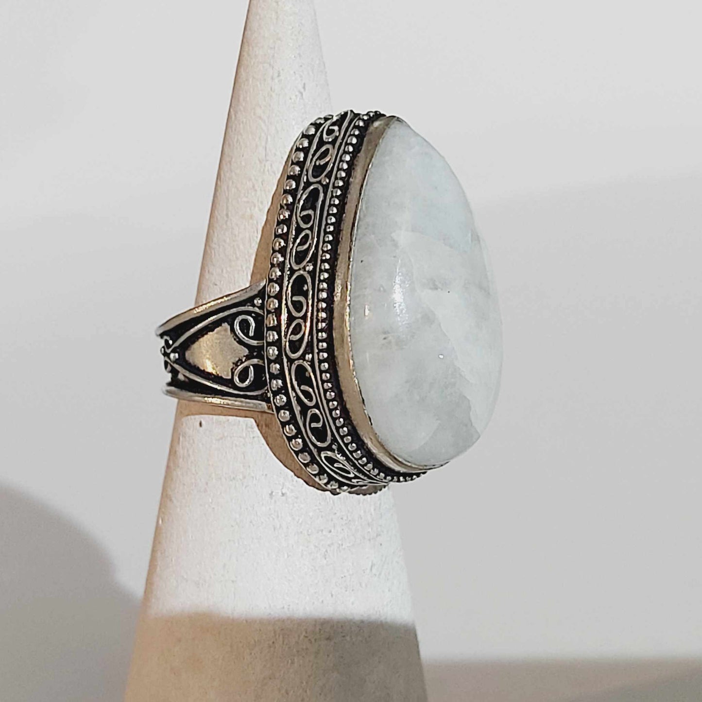 Free Spirit Rainbow Moonstone Ring Size US 7 (E1665)