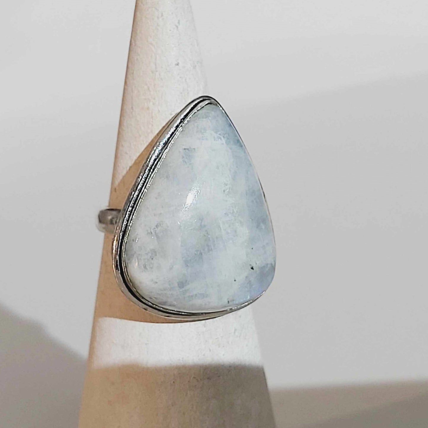 Free Spirit Rainbow Moonstone Ring Size US 7 (E1666)