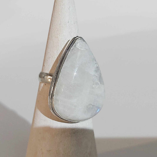 Free Spirit Rainbow Moonstone Ring Size US 7 (E1671)