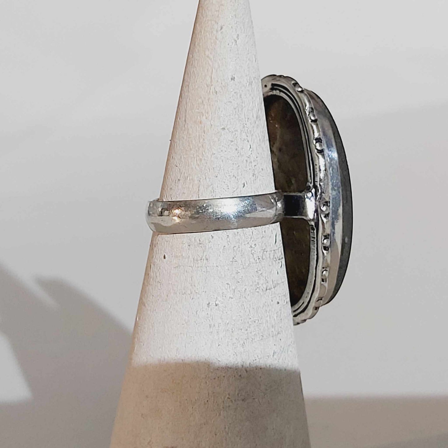 Labradorite Protection Gemstone Ring US 6 or UK L (E1726)