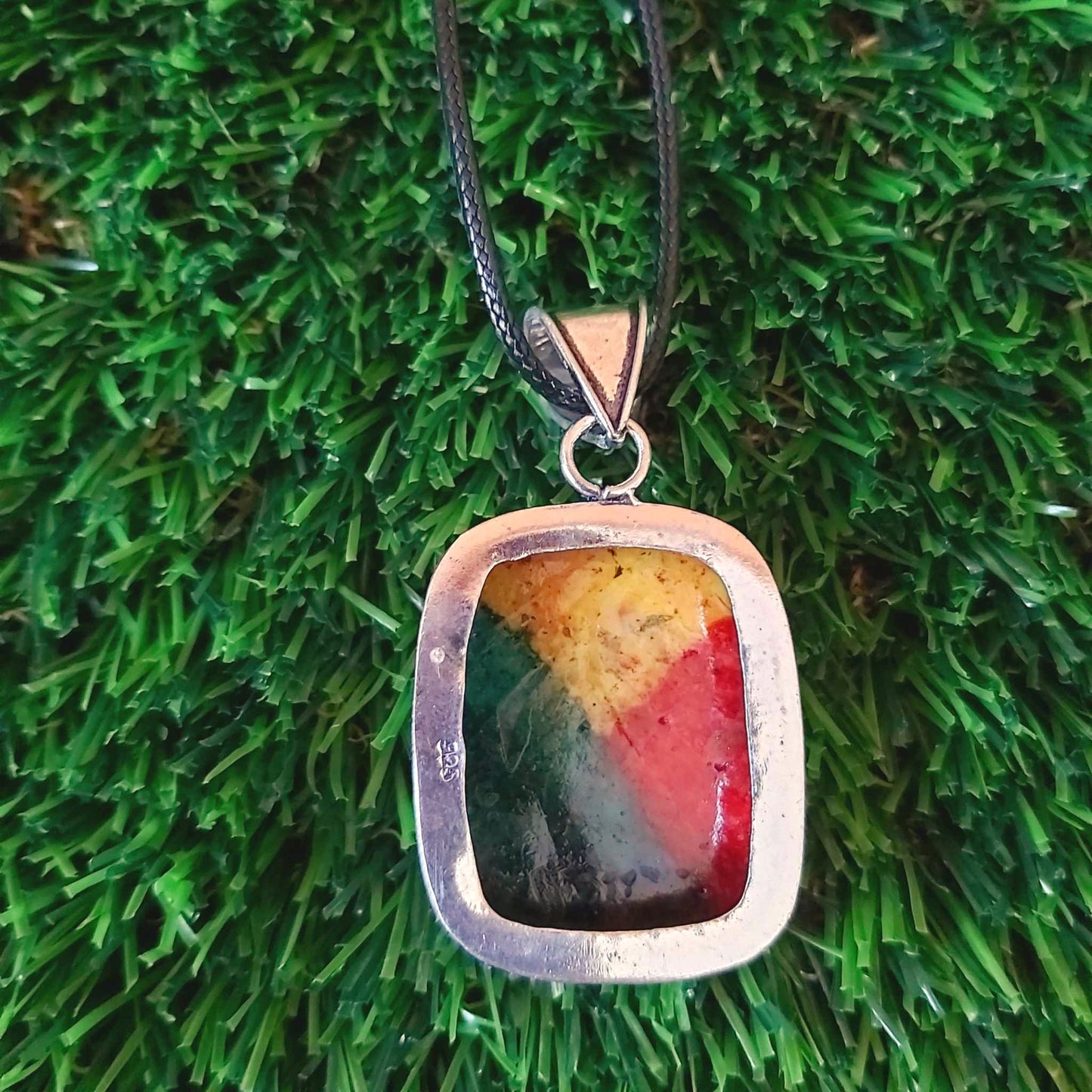 Rainbow Agate Grounding Gemstone Pendant (E2532)