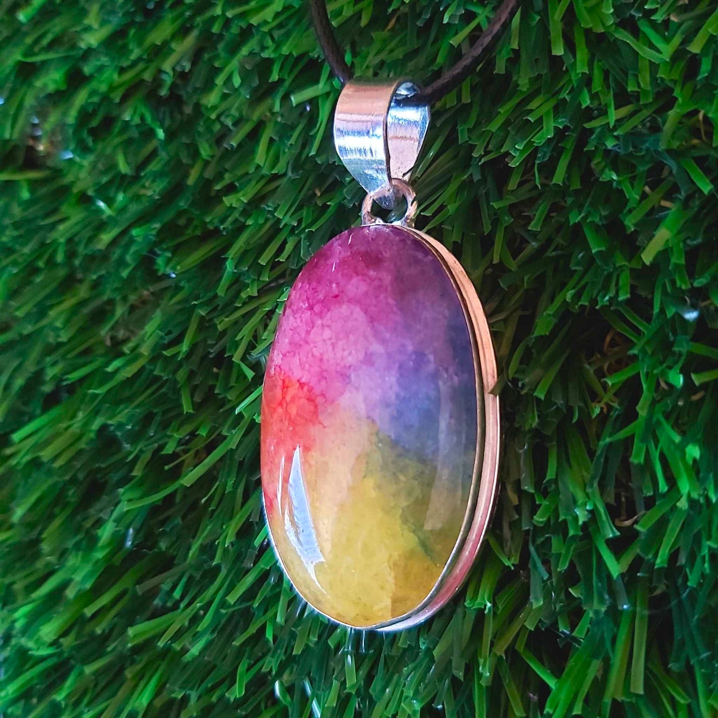 Rainbow Agate Grounding Gemstone Pendant (E2537)