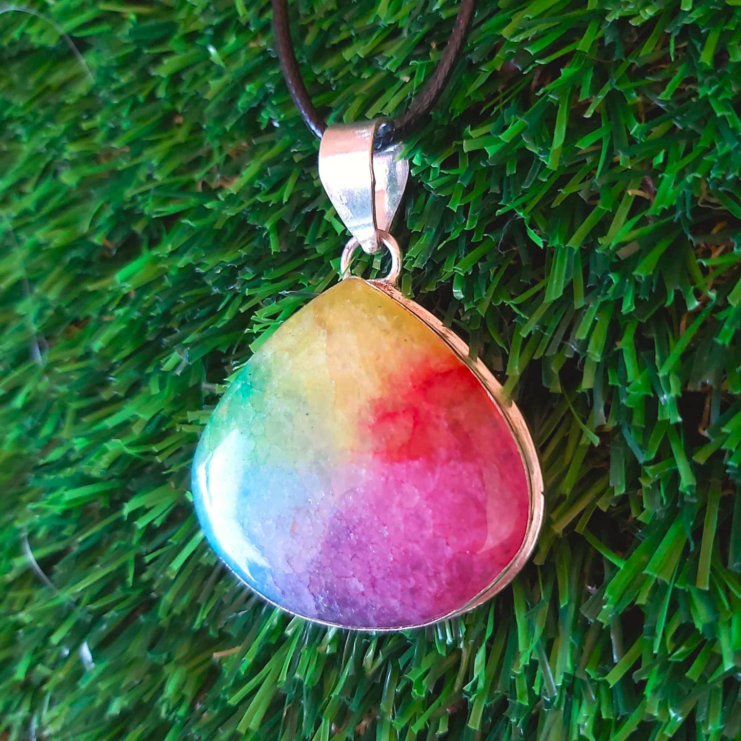 Rainbow Agate Grounding Gemstone Pendant (E2541)