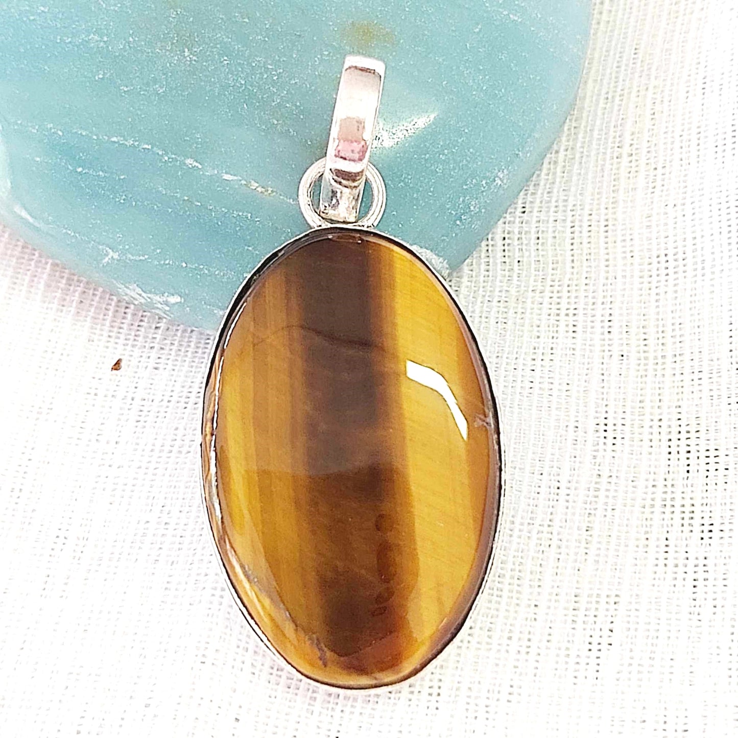 Tiger Eye Gemstone Crystal Pendant (E839)