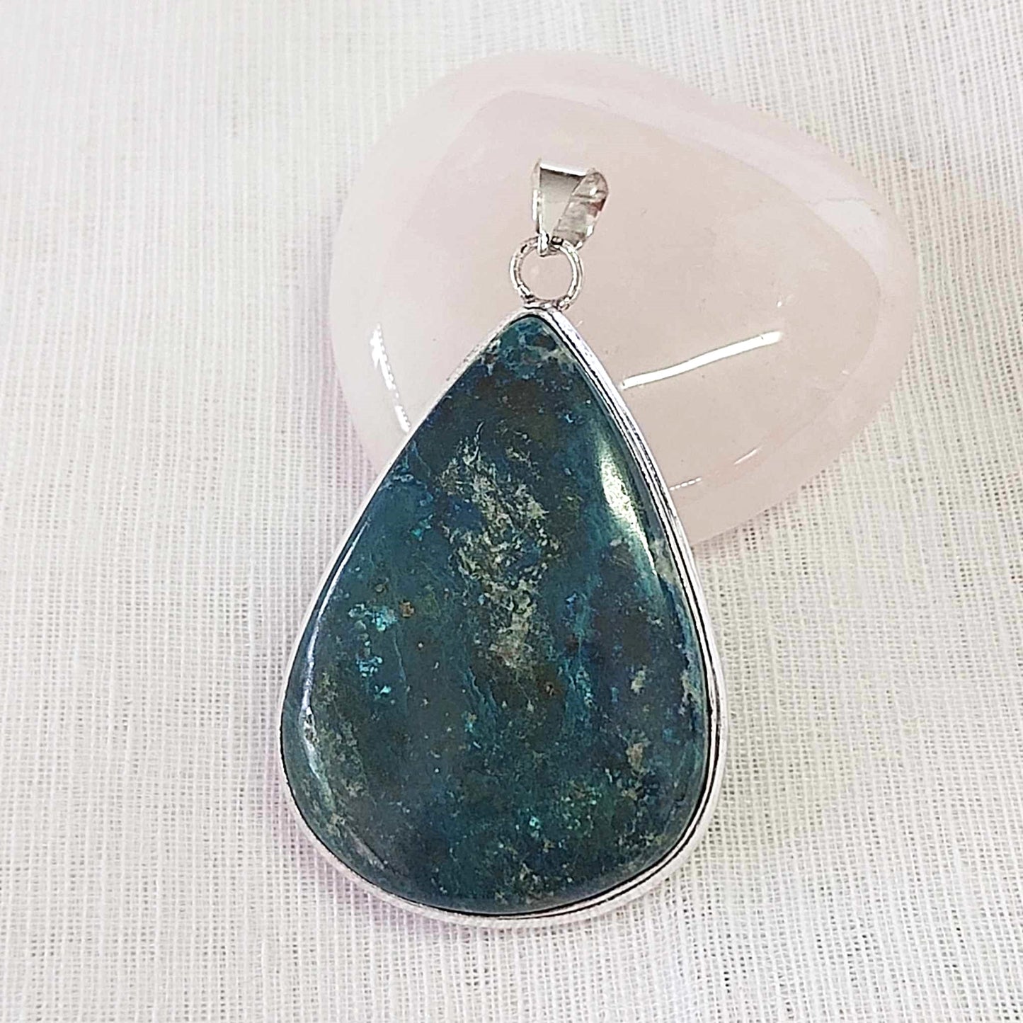 Chrysocolla Heart Chakra Gemstone Crystal Pendant (E855)