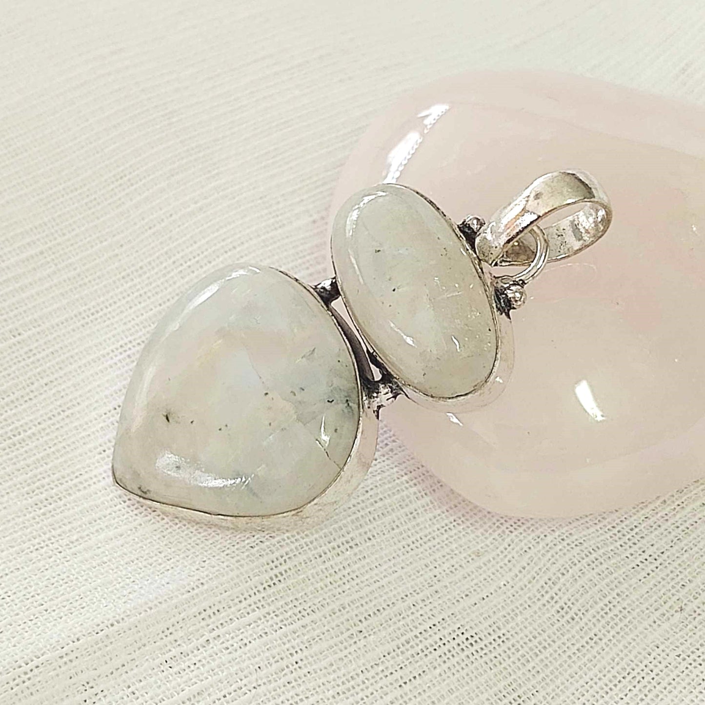 Moonstone Gemstone Crystal Pendant (E869)