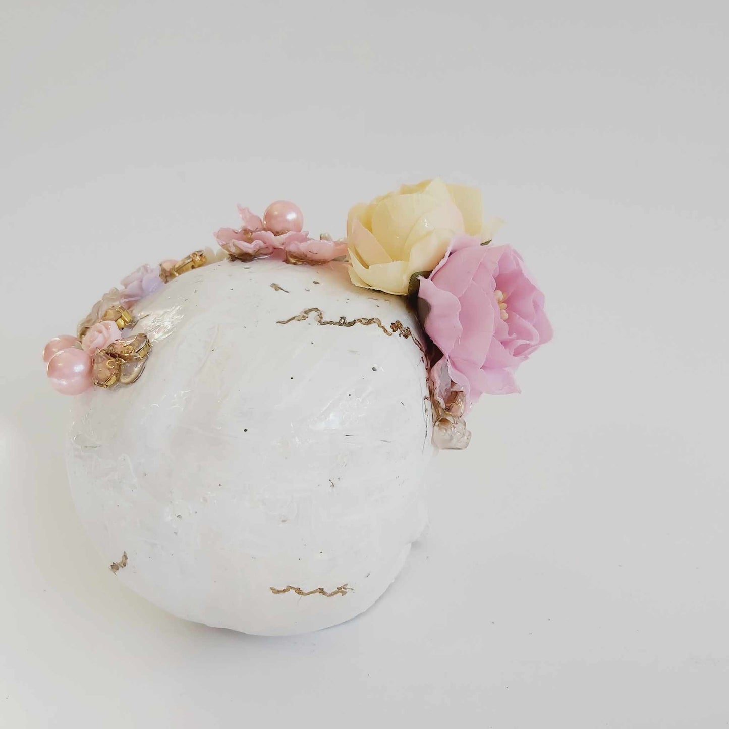 Handcrafted Gothic Floral Skull – Unique Gothic Style Home Accent (SKL5)