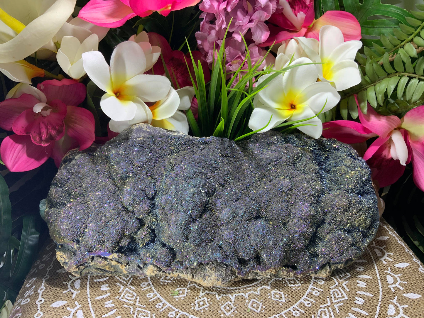 Agate Druzy Crystal 1965 gms (GEM39)