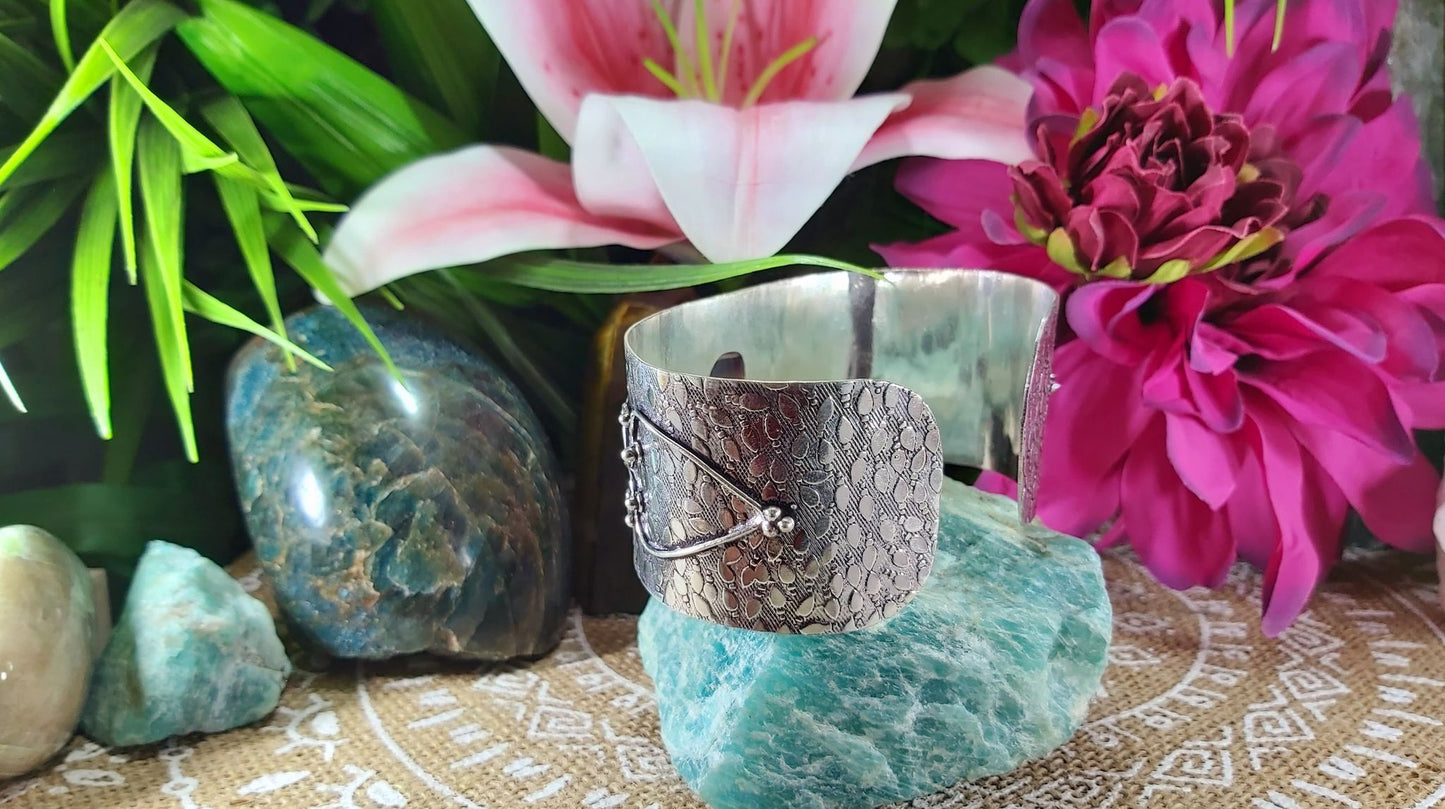 Fluorite Crystal Gemstone Protection Bangle (B100)