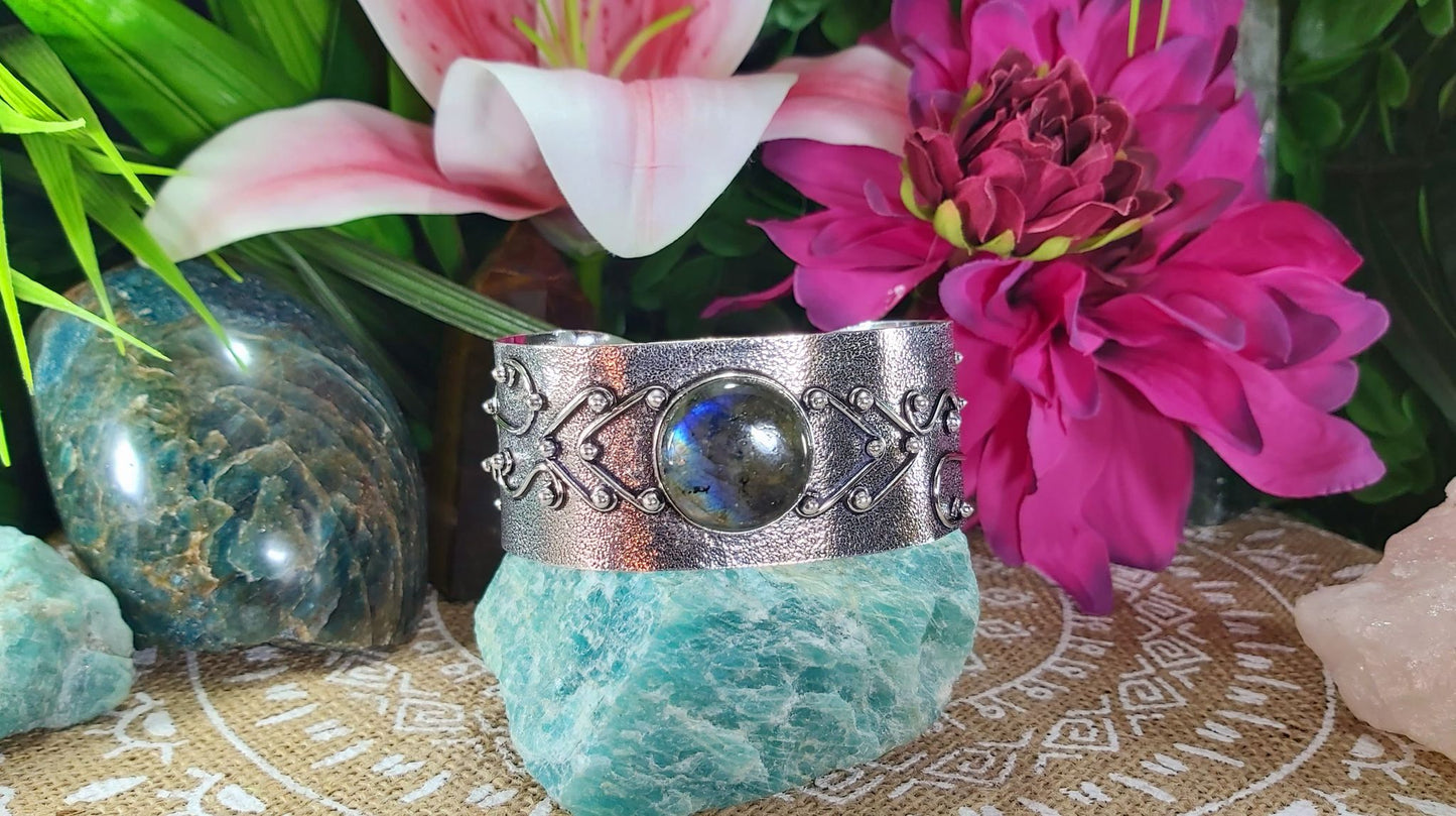 Labradorite Inner Spirit Gemstone Bangle (B111)