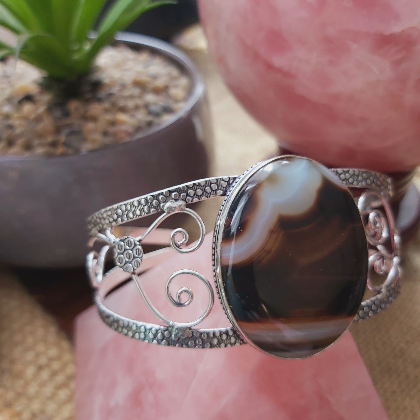 Black Lace Onyx Self-Confidence Bangle Bracelet (B163)