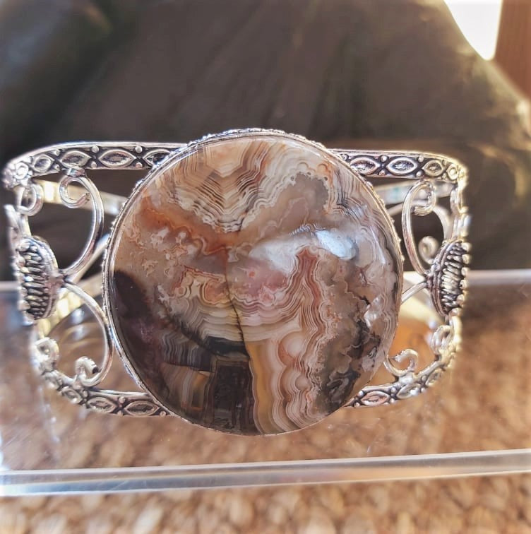 Agate Stability Bangle Bracelet (B204)