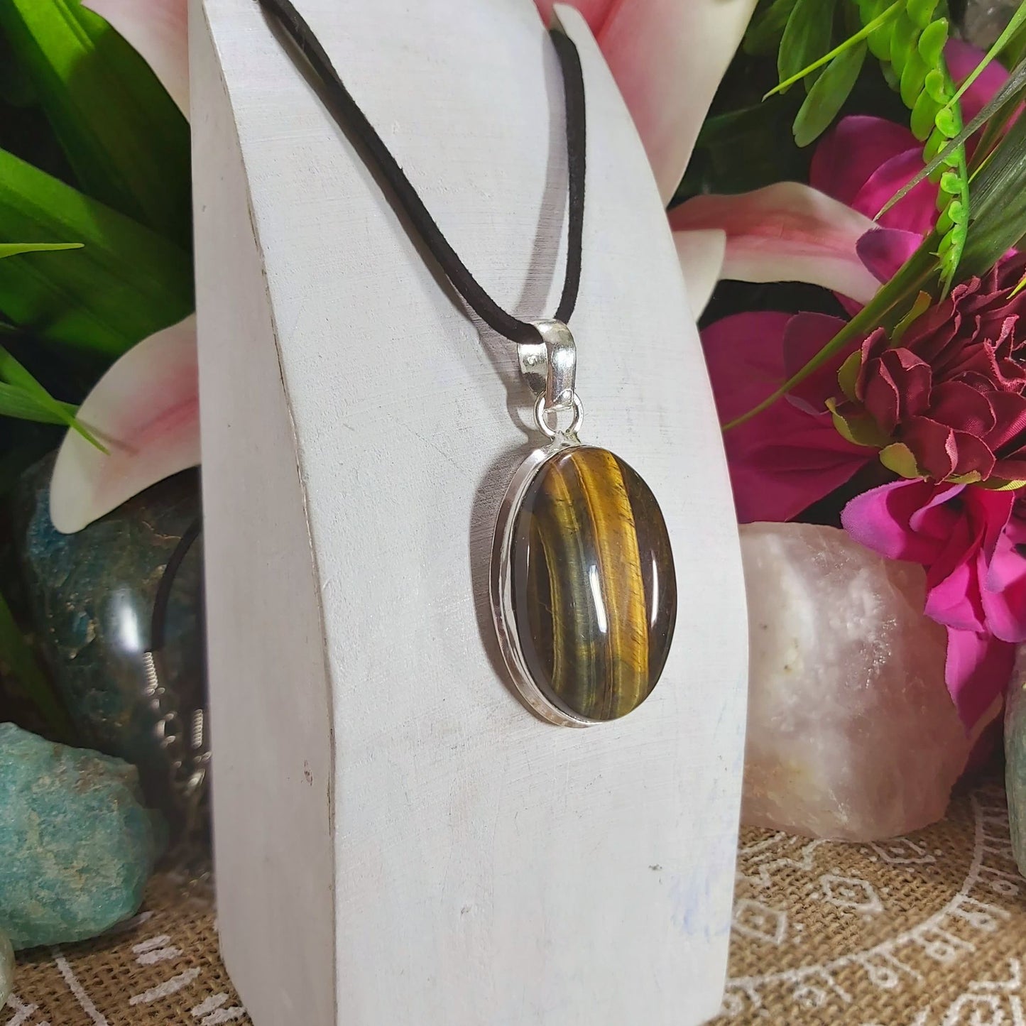 Tiger Eye Earth Star Gemstone Pendant (E1151)