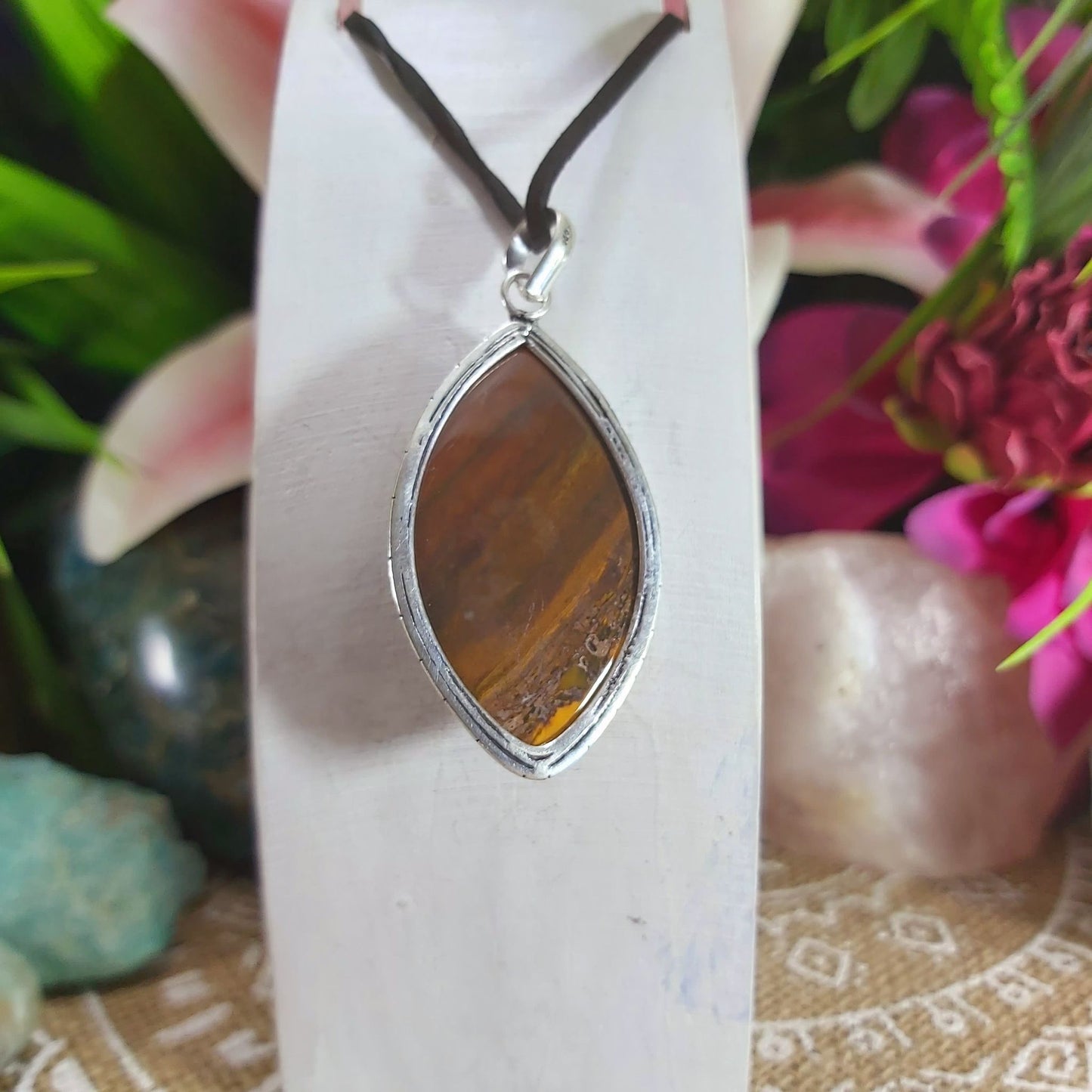Tiger Eye Earth Star Gemstone Pendant (E1152)