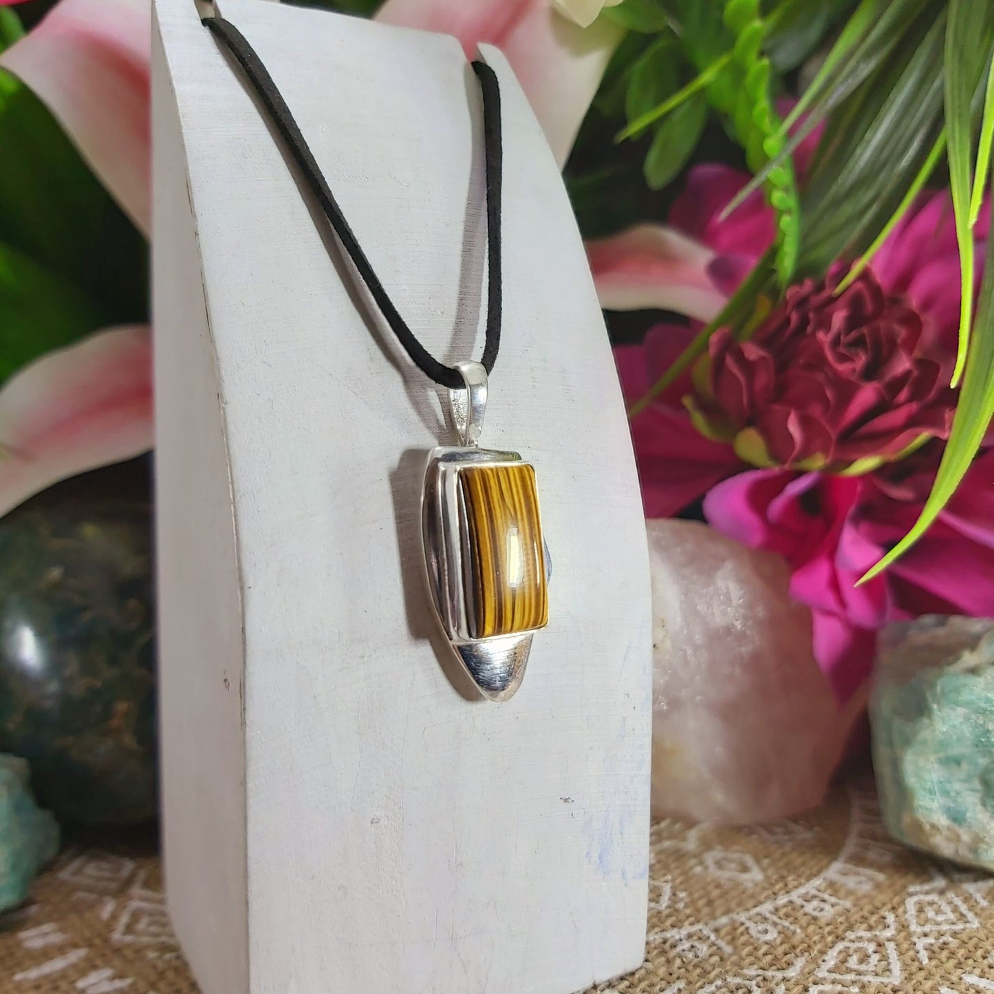 Tiger Eye Earth Star Gemstone Pendant (E1153)
