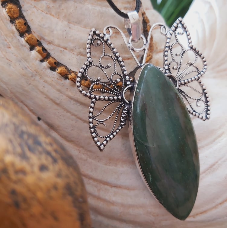 Aventurine Good Luck Gemstone Butterfly Pendant (E1507)