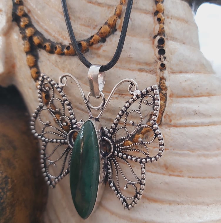 Aventurine Good Luck Gemstone Butterfly Pendant (E1510)