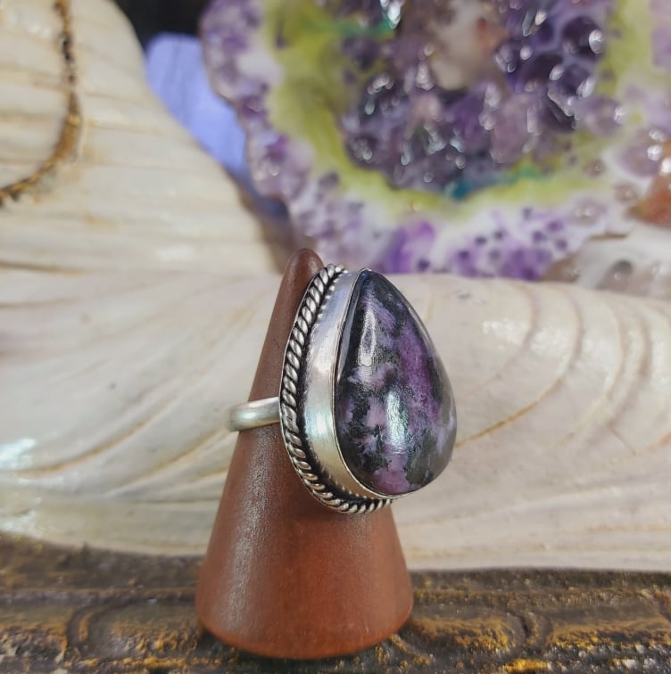 Charoite Spiritual Path Gemstone Ring Size US 9 (E1584)