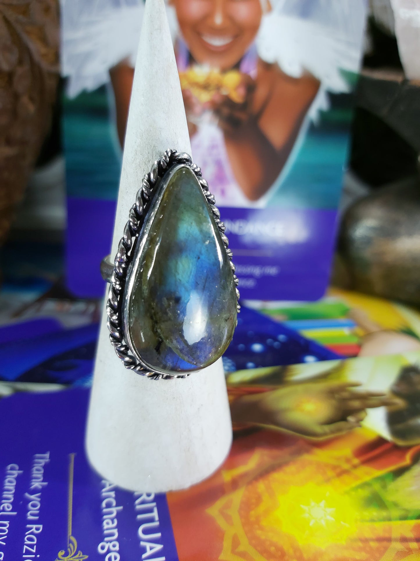 Labradorite Inner Spirit Ring Size US 8.5 (E168)