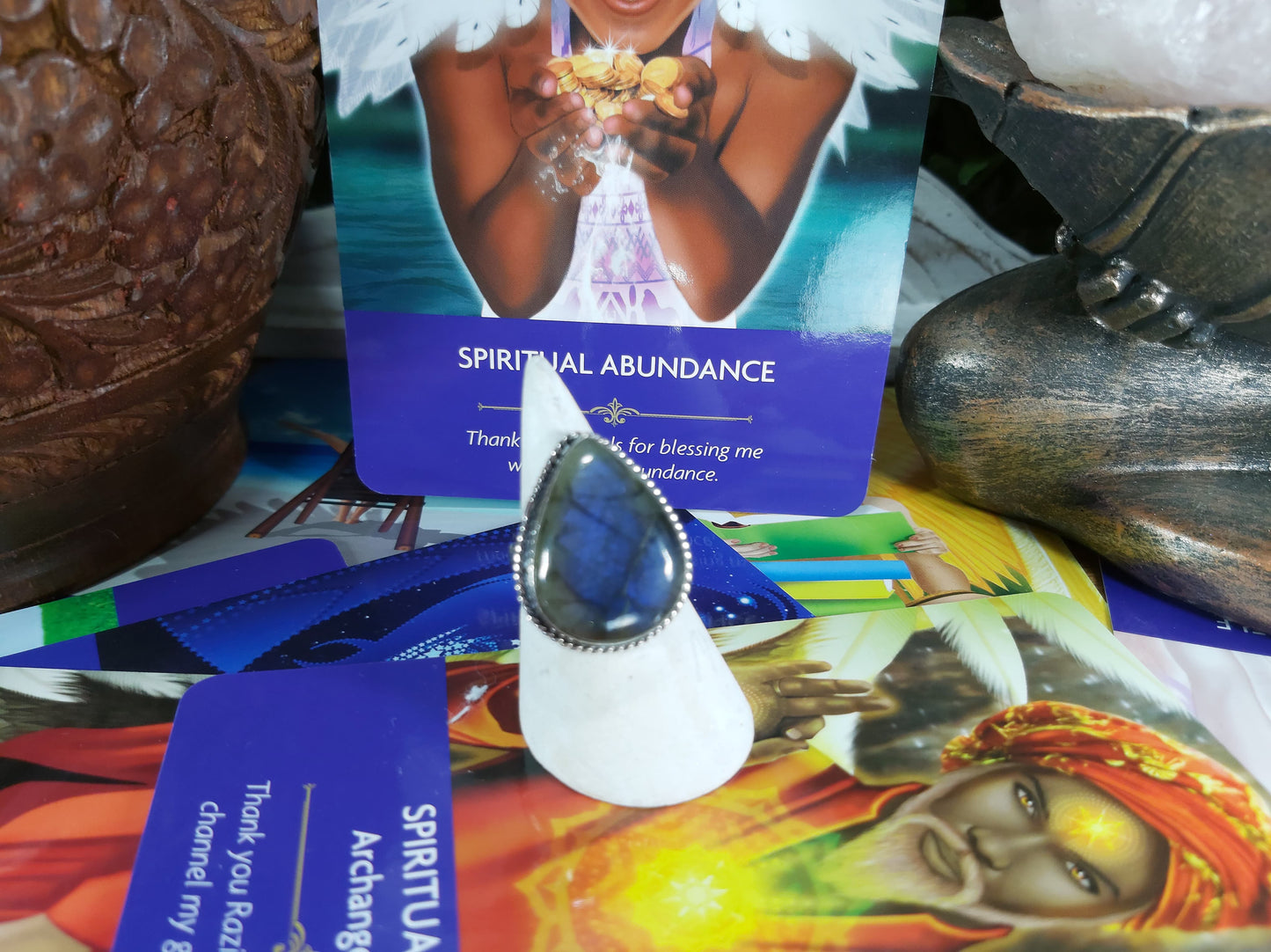 Labradorite Inner Spirit Ring Size US 8.5 (E172)