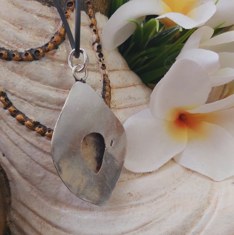 Serpentine Gemstone Pendant (E1805)