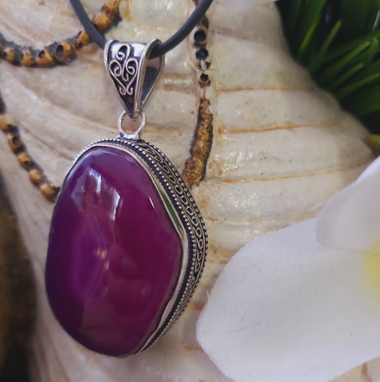 Agate Protection Gemstone Pendant (E1826)