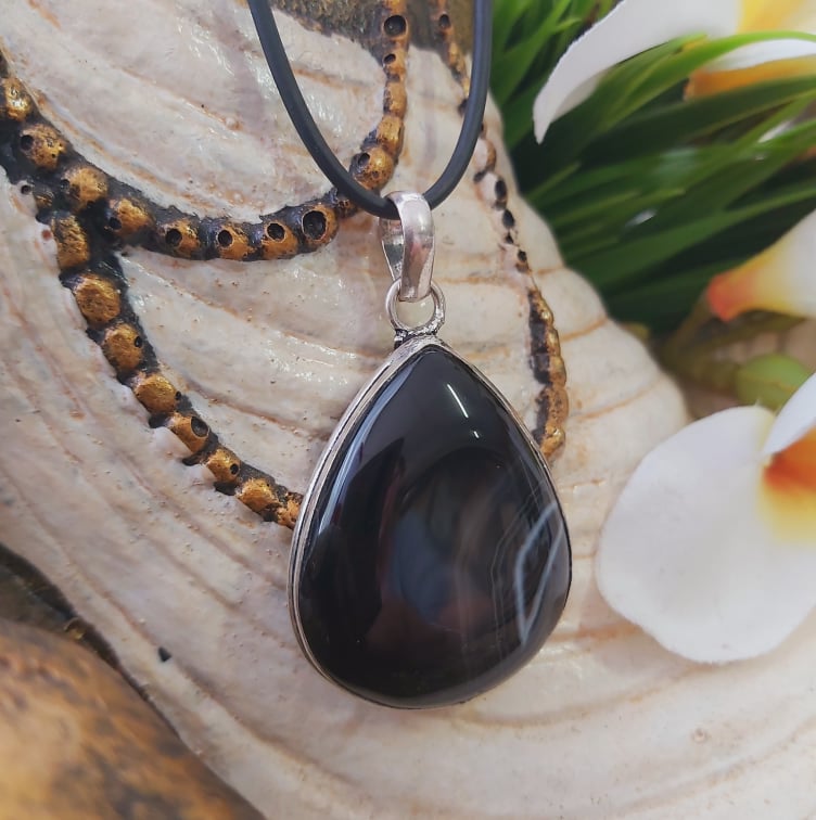 Agate Protection Gemstone Pendant (E1832)