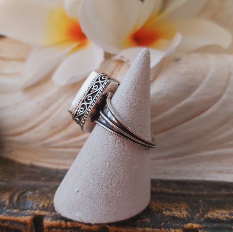 Selenite Third Eye Ring Size US 7 (E1846)