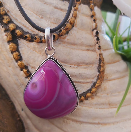 Agate Grounding & Protection Gemstone Pendant (E1887)