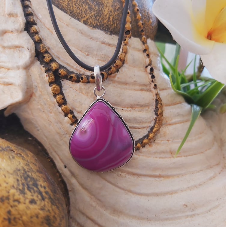 Agate Grounding & Protection Gemstone Pendant (E1887)