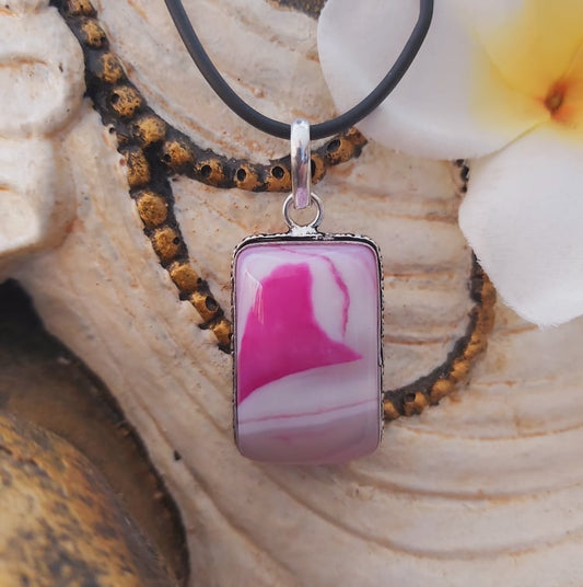 Agate Grounding & Protection Gemstone Pendant (E1897)