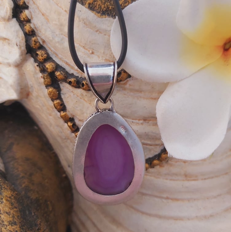 Agate Grounding & Protection Gemstone Pendant (E1905)