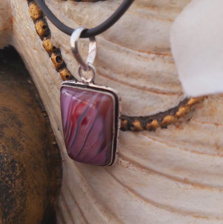 Agate Grounding & Protection Gemstone Pendant (E1913)