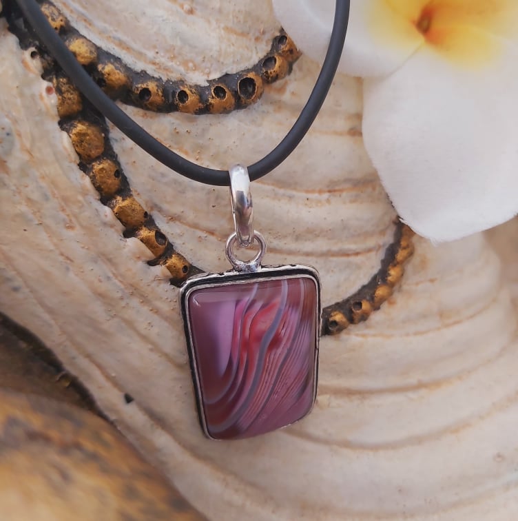 Agate Grounding & Protection Gemstone Pendant (E1913)
