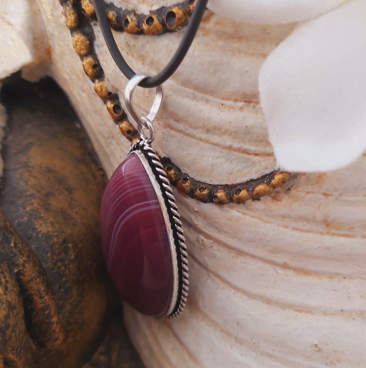 Agate Grounding & Protection Gemstone Pendant (E1915)