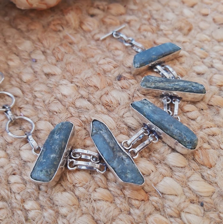 Kyanite Third Eye Chakra Bracelet 17 cm (E1947)