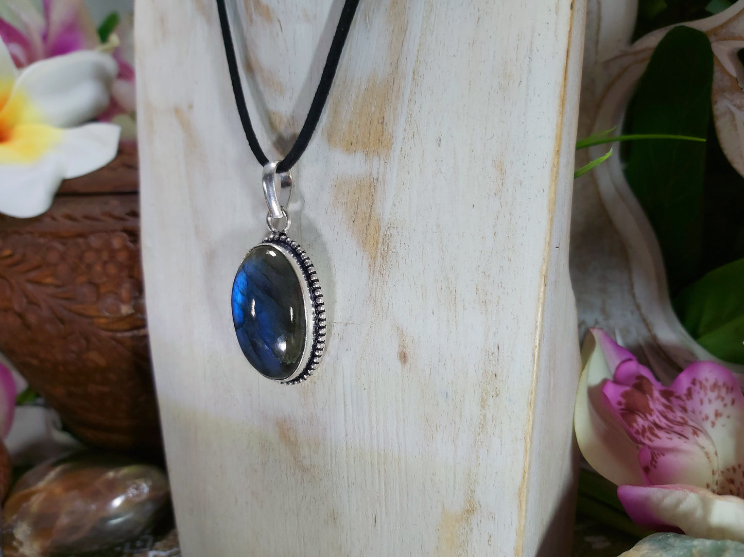 Labradorite Psychic Protection Pendant (E553)