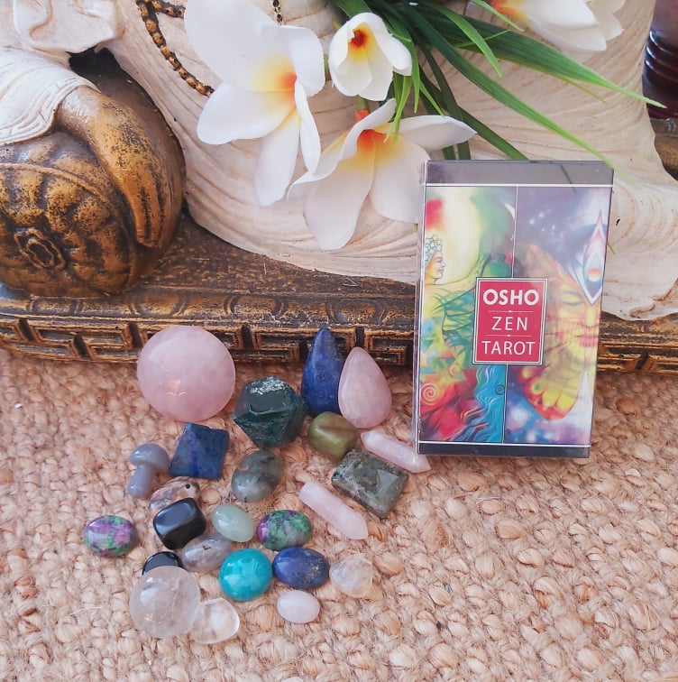22 Gemstone Pack with FREE Mini Tarot Deck (FT28)