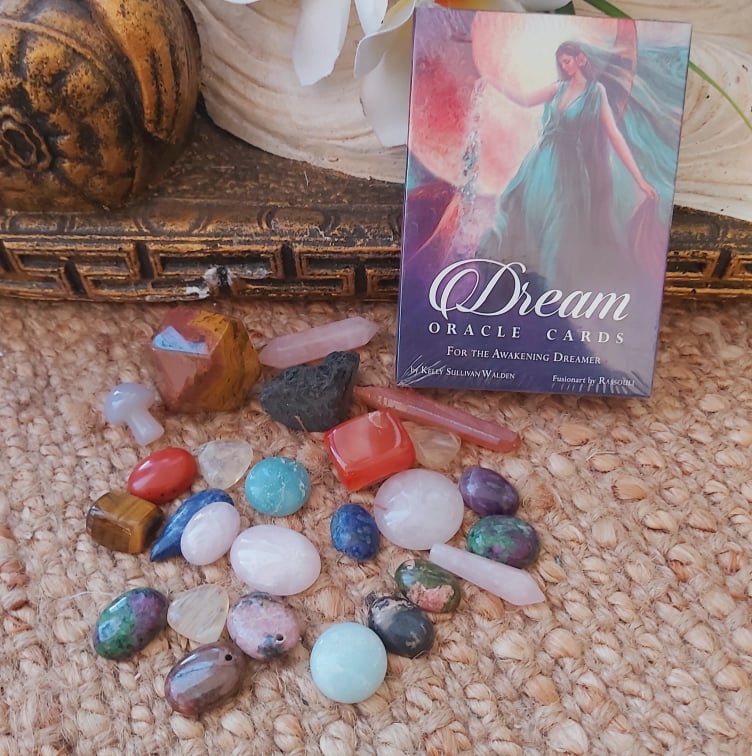 23 Gemstone Pack with FREE Mini Tarot Deck (FT32)