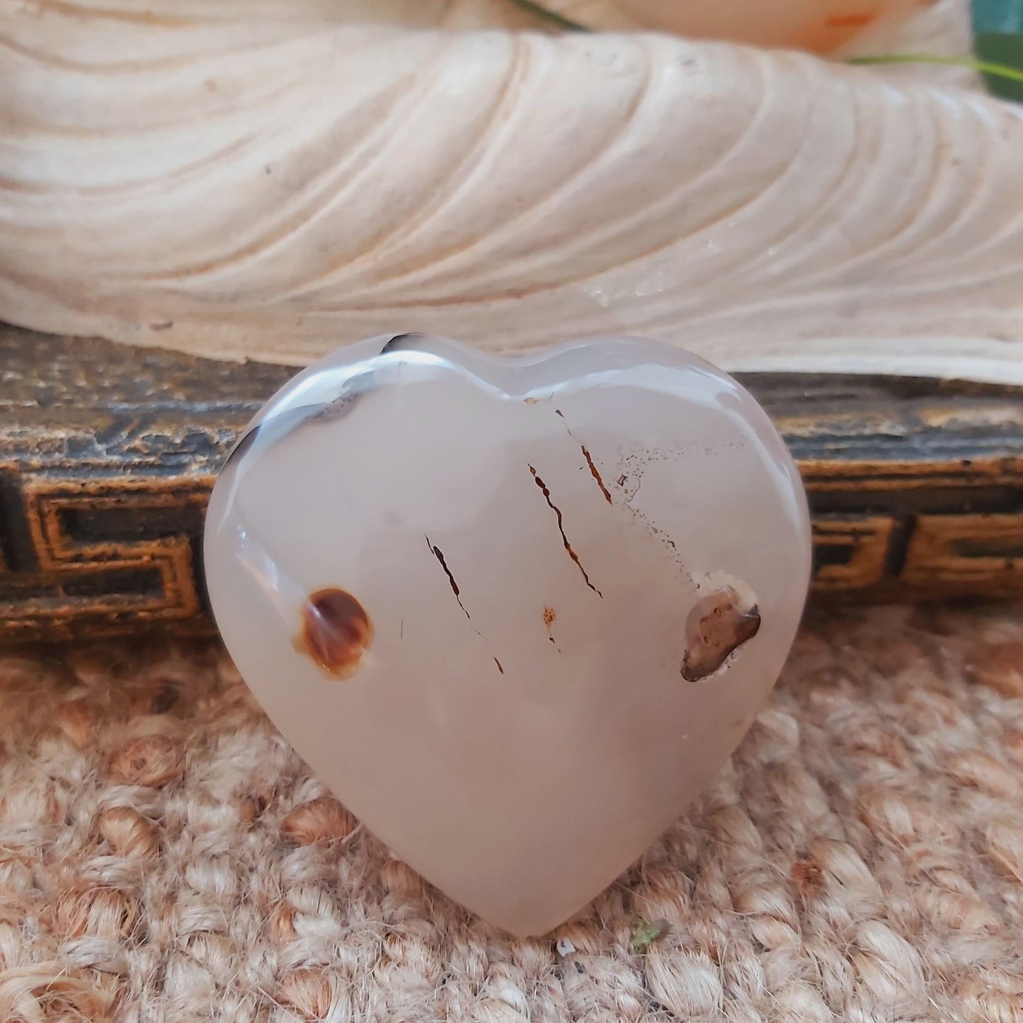 Heart Agate Crystal Gemstone 152 gms (GEM142)