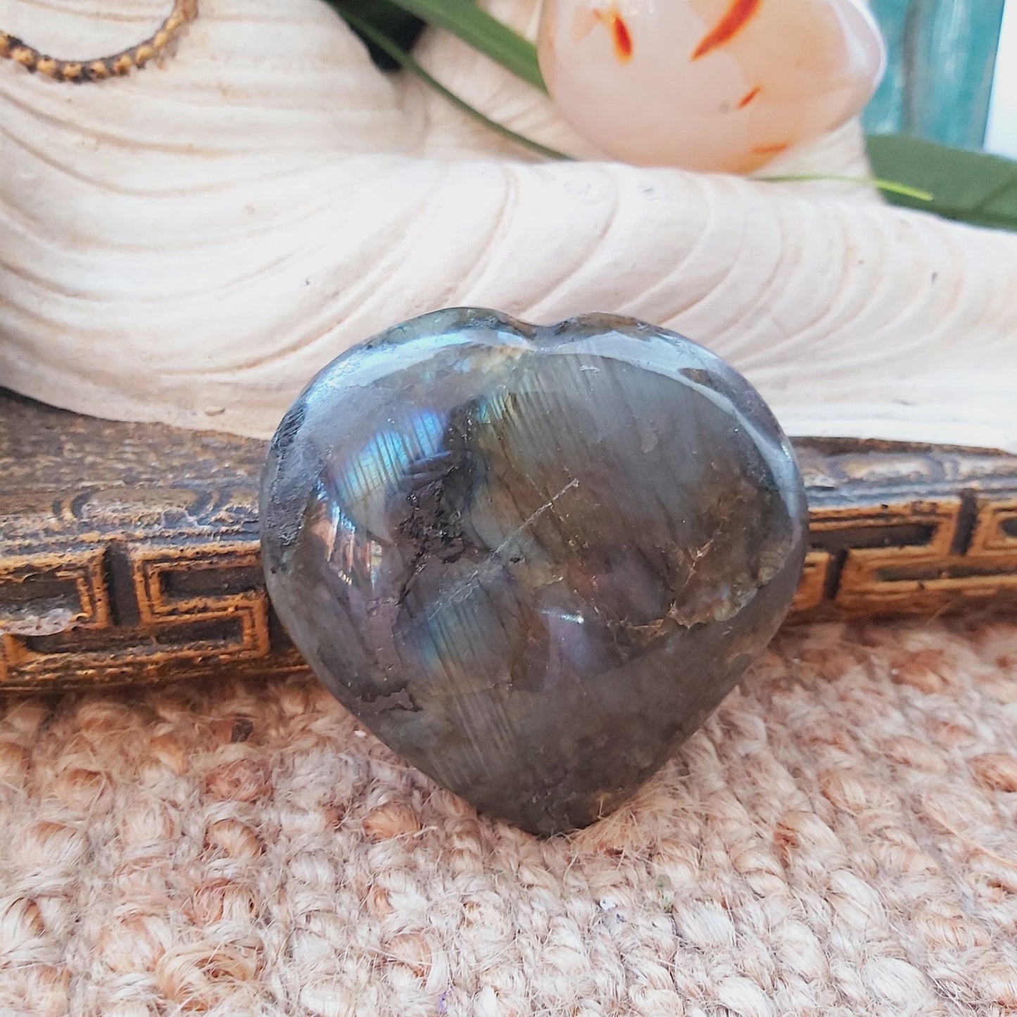 Labradorite Heart Psychic Crystal 233 gms (GEM143)