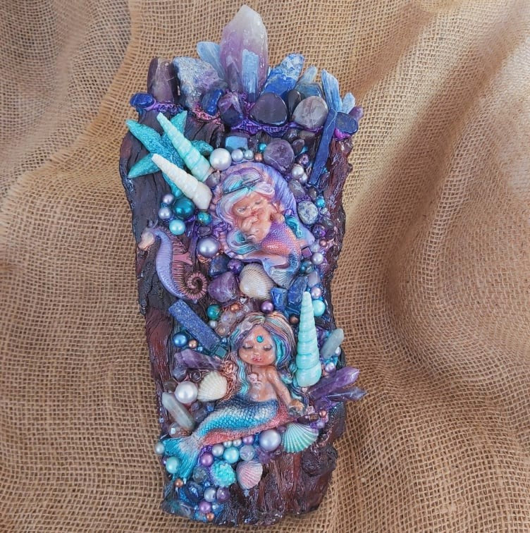 Handmade Crystal Sculpture Decor – Amethyst, Kyanite, & Lapis Lazuli (Deco 2)