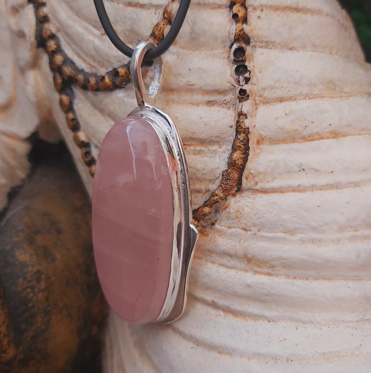 Rose Quartz True Love Gemstone Pendant (E2277)