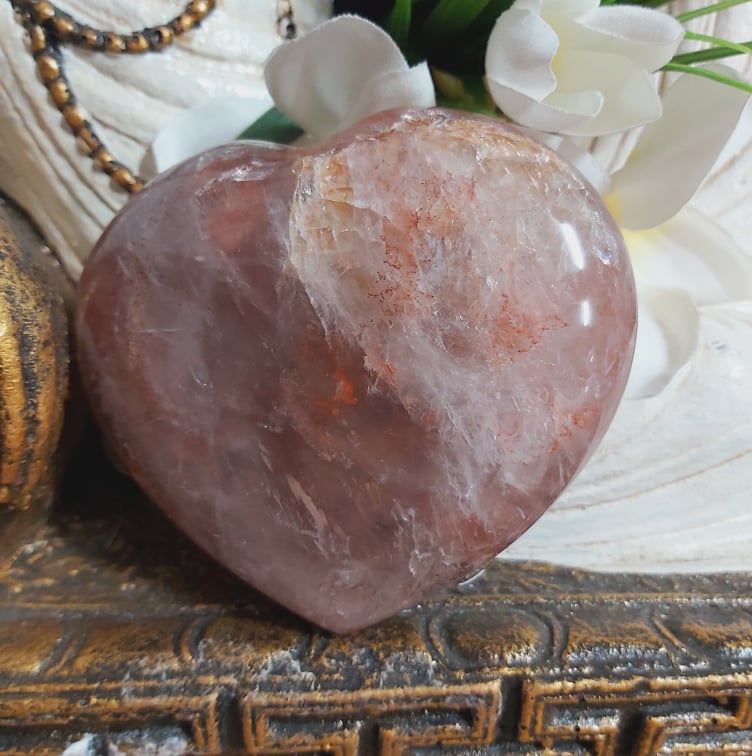 Fire Quartz Heart Crystal 437 gms (GEM236)
