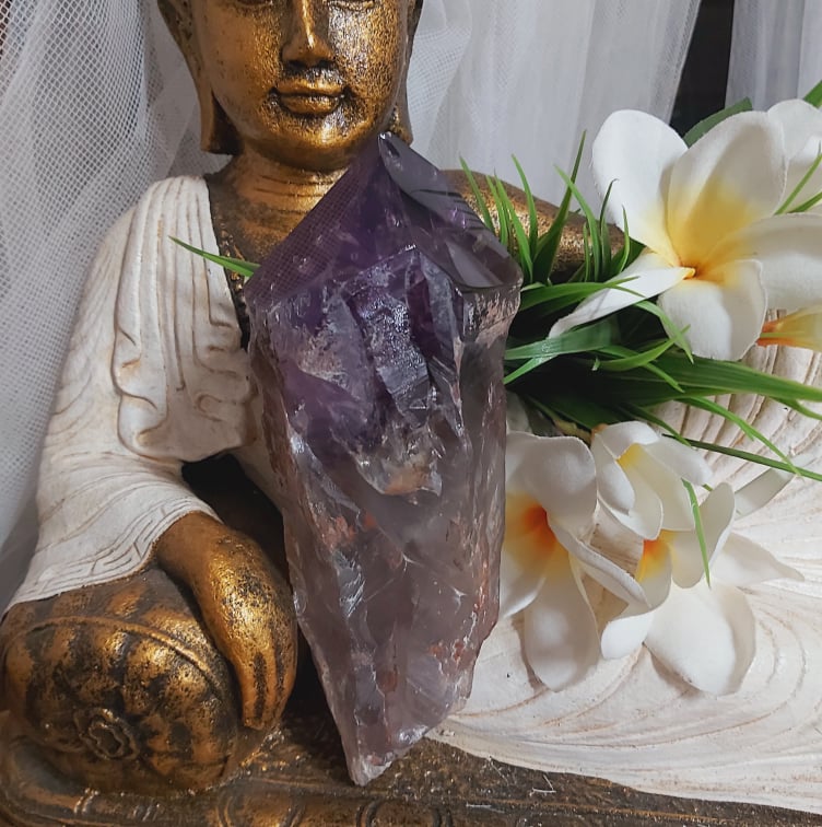 Chevron Amethyst Protection Goddess 681 gms (GEM266)