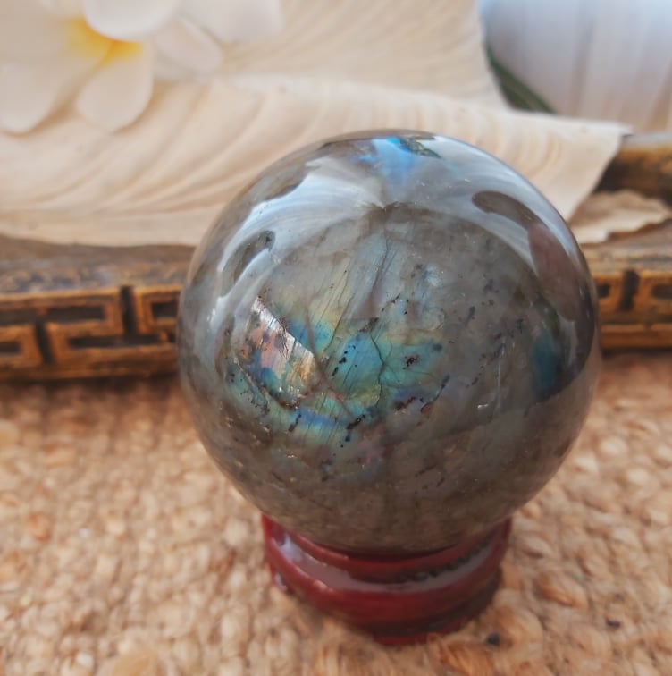 Labradorite Psychic Sphere Crystal 616 gms (GEM281)