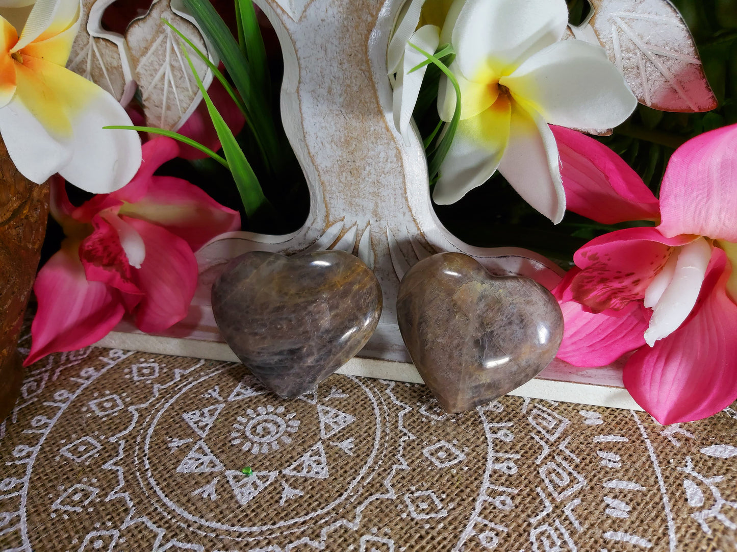 Black Moonstone Divination Crystals 179 gms (GEM48)