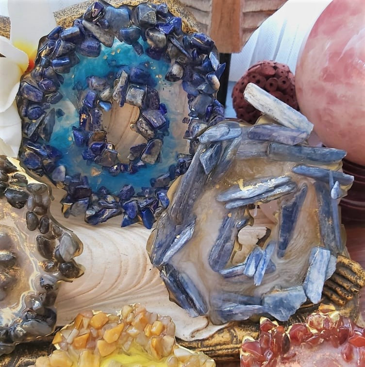 Handmade Chakra Crystal Resin Geode Set (7-Pack) (GEO13)