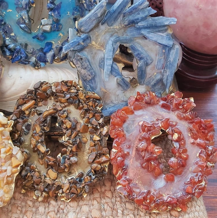 7-Pack Handmade Chakra Crystal Resin Geodes (GEO14)
